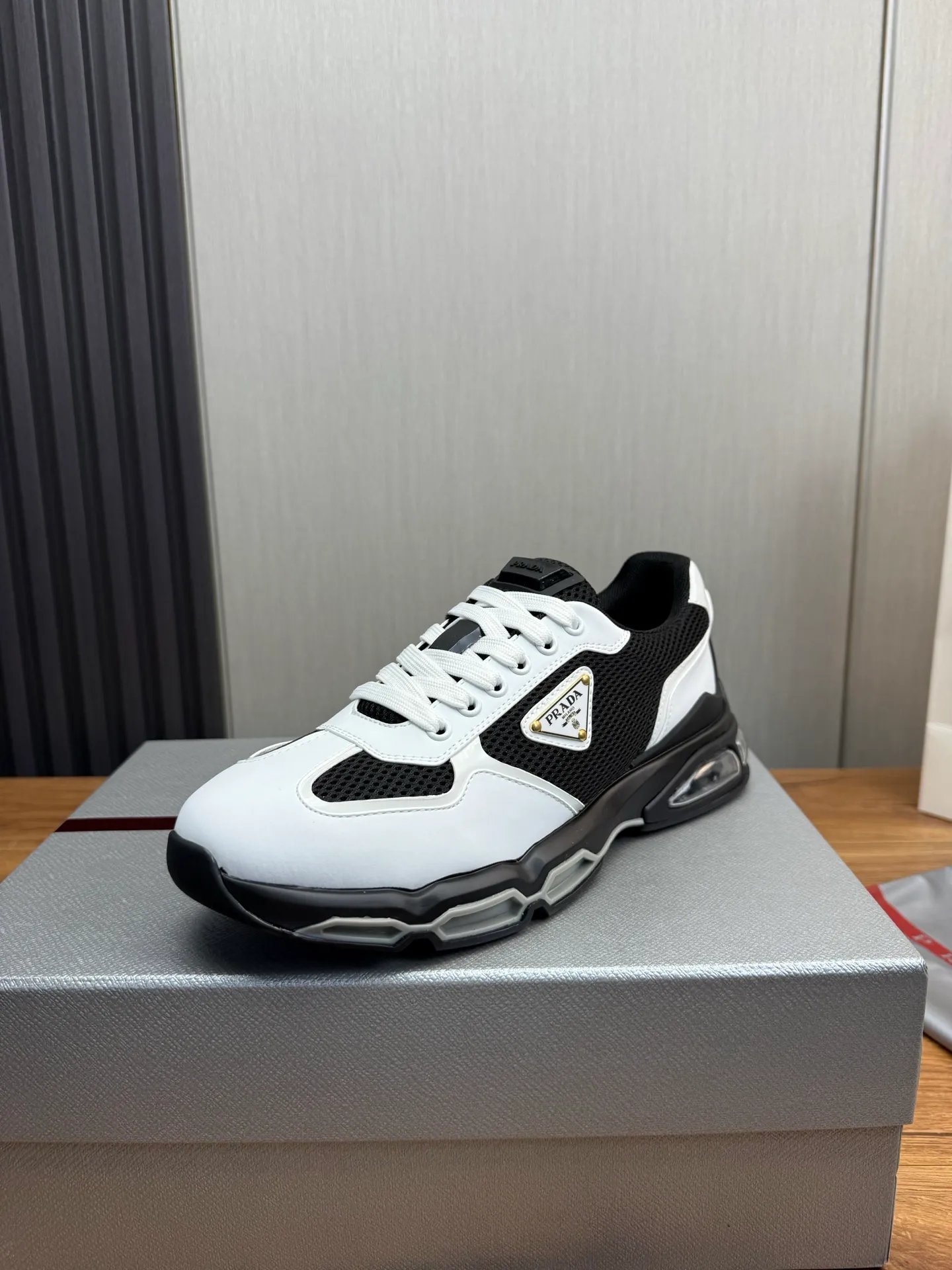Men's shoes 💰660💰 [PRADA] Men's shoes are popular in the counter, high-quality shipments ✔️Official website synchronization, original imported cowhide with comfortable mesh + cowhide lining, 1⃣️:1⃣️reproduction, original factory air-cushioned original sole, 38-45